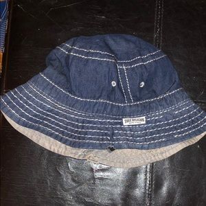 True Religion Bucket hat